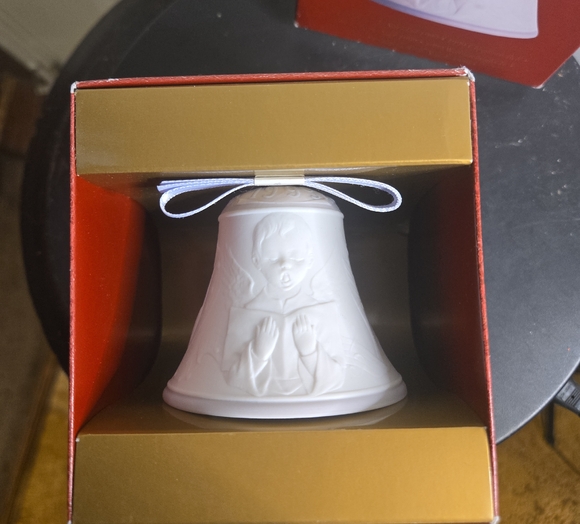 Lladro Other - Lladro 1999 Collectors White Porcelain Christmas Bell Ornament With Box